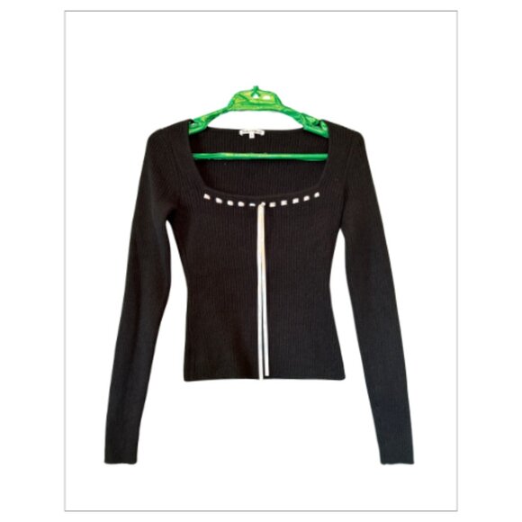 Reformation Sweaters - NWOT Black Cashmere REFORMATION Sweater Size M (BB0220)